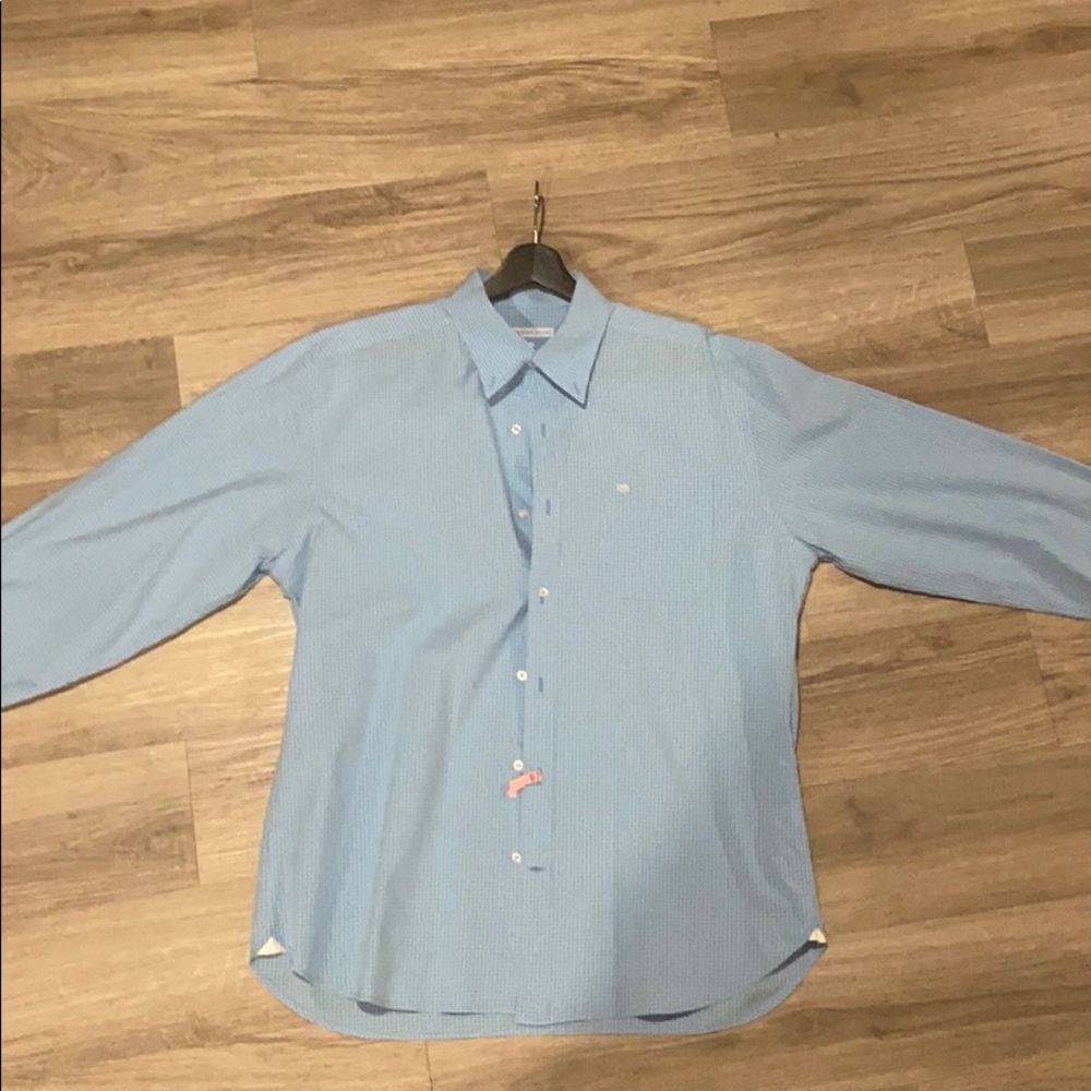 Southern tide button down size large